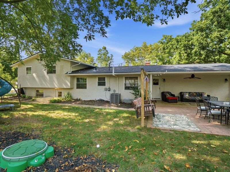 1381 Zollinger Road, Columbus, OH 43221 Photo 58