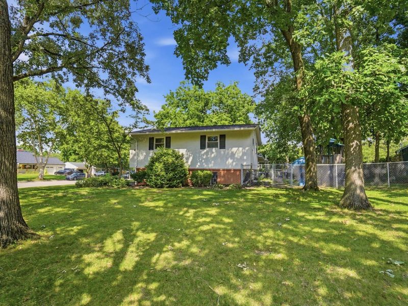 1381 Zollinger Road, Columbus, OH 43221 Photo 62