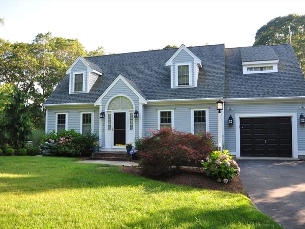 6 Country Club, Falmouth, MA 02536