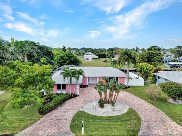 4232 SE 8th PL , CAPE CORAL, FL 33904