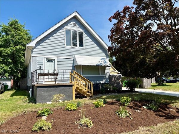 891 E 232nd Street , Euclid, OH 44123