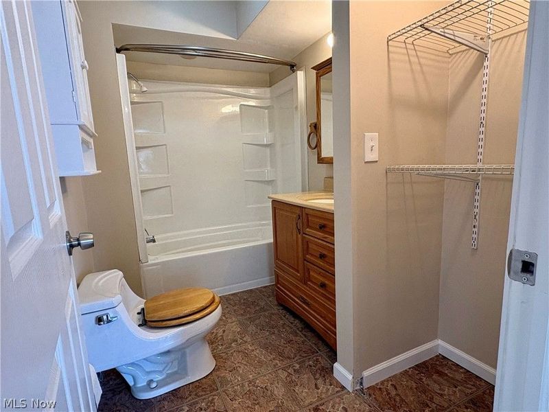 891 E 232nd Street, Euclid, OH 44123 Photo 14