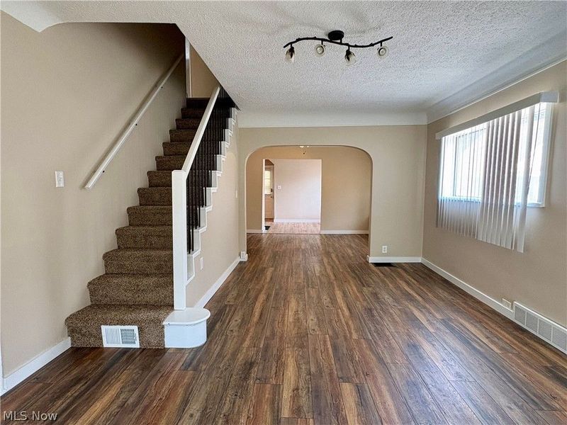 891 E 232nd Street, Euclid, OH 44123 Photo 3