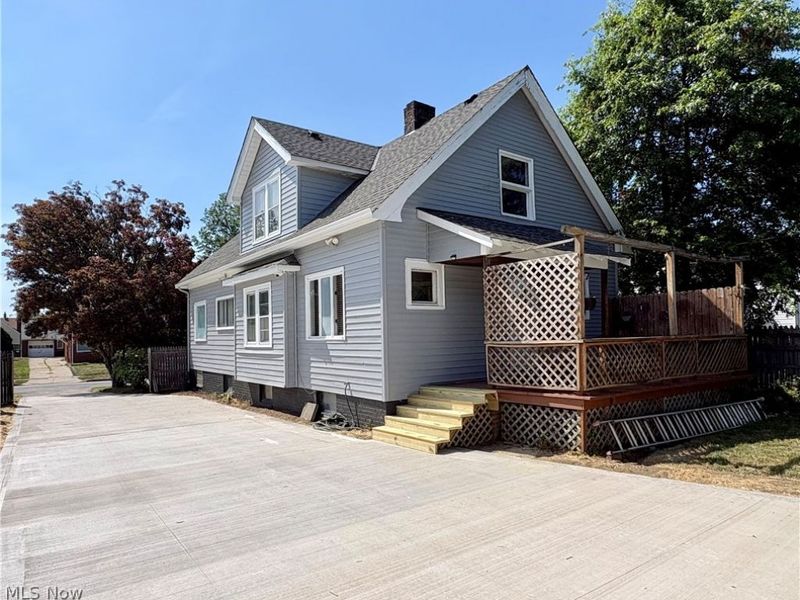 891 E 232nd Street, Euclid, OH 44123 Photo 32
