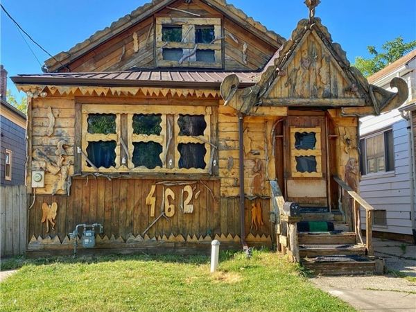 462 Hewitt Avenue, Buffalo, NY 14215