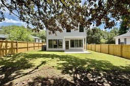 5533 Garrett Avenue photo 4
