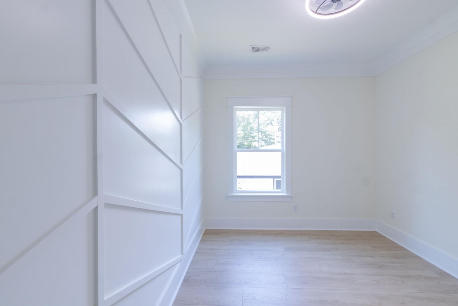 5533 Garrett Avenue Photo 35