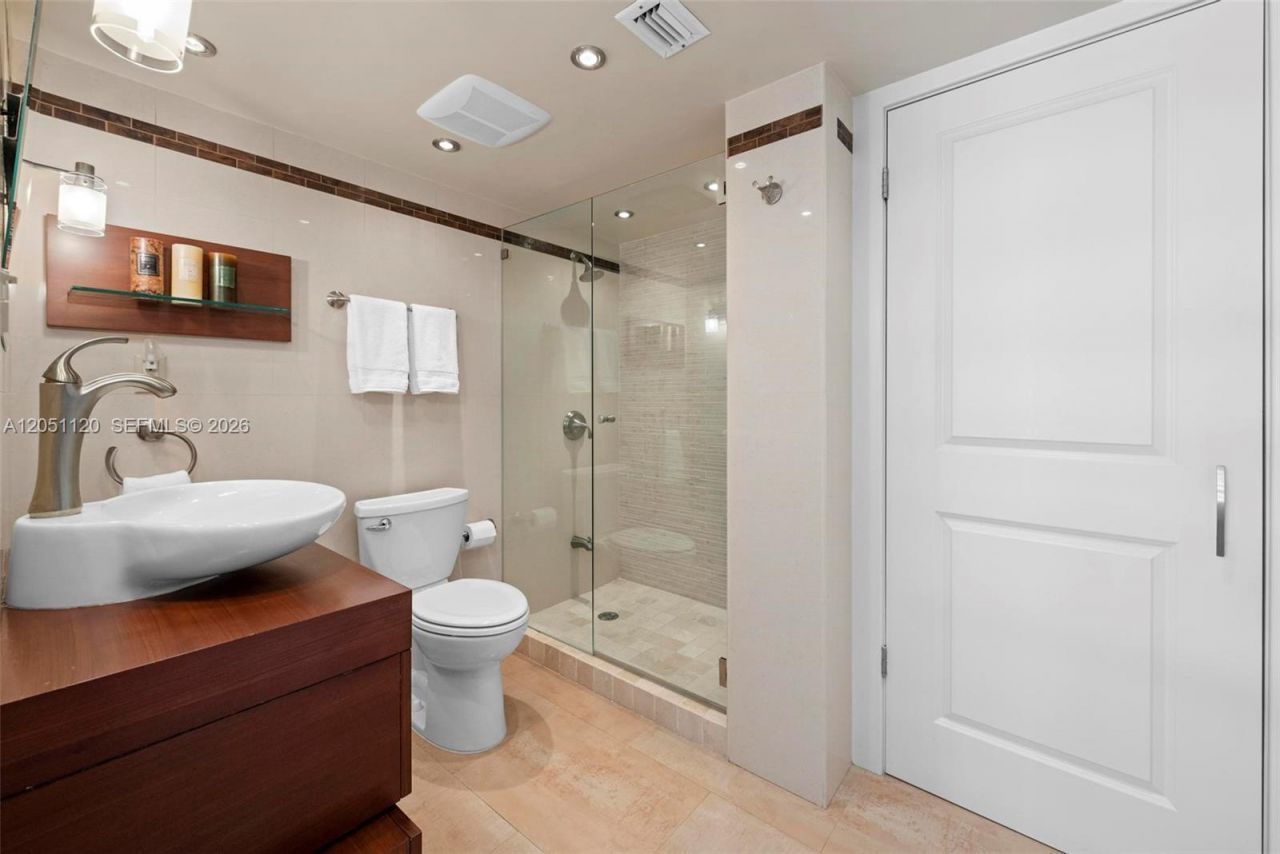 9 Island Ave, Unit 610, Miami Beach, FL 33139 Photo