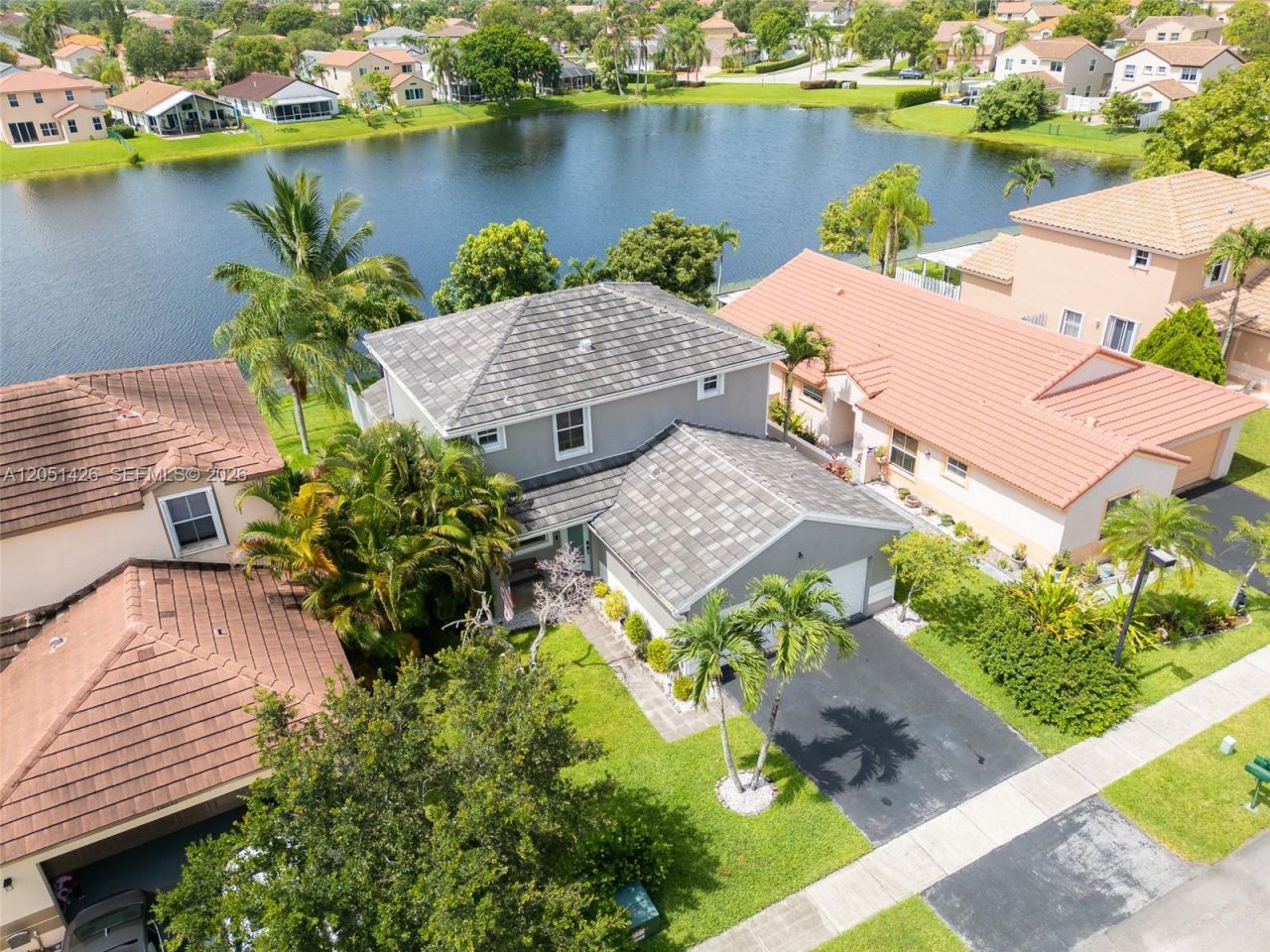 18546 NW 22nd St, Pembroke Pines, FL 33029 Photo