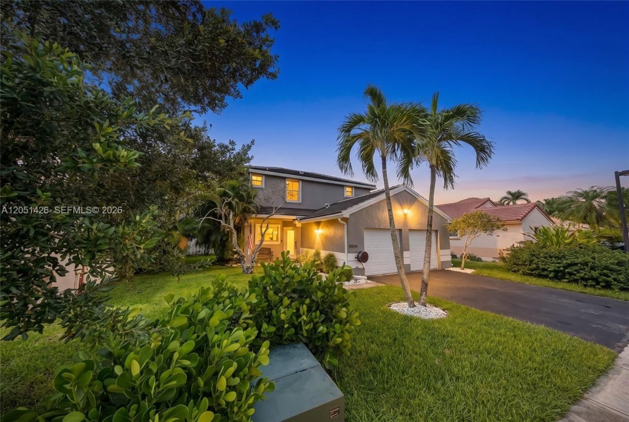 18546 NW 22nd St, Pembroke Pines, FL 33029 Photo