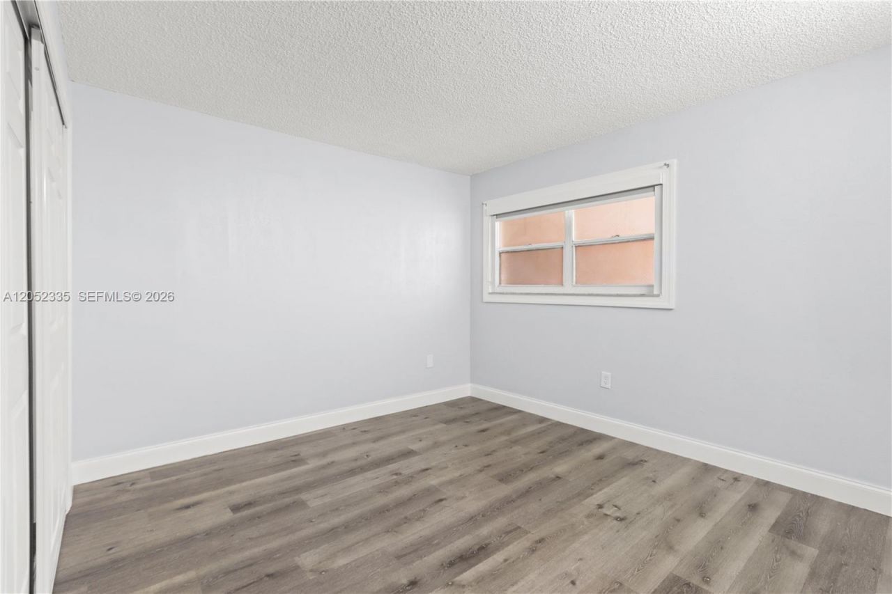 1855 W 60th St , Unit 311, Hialeah, FL 33012 Photo