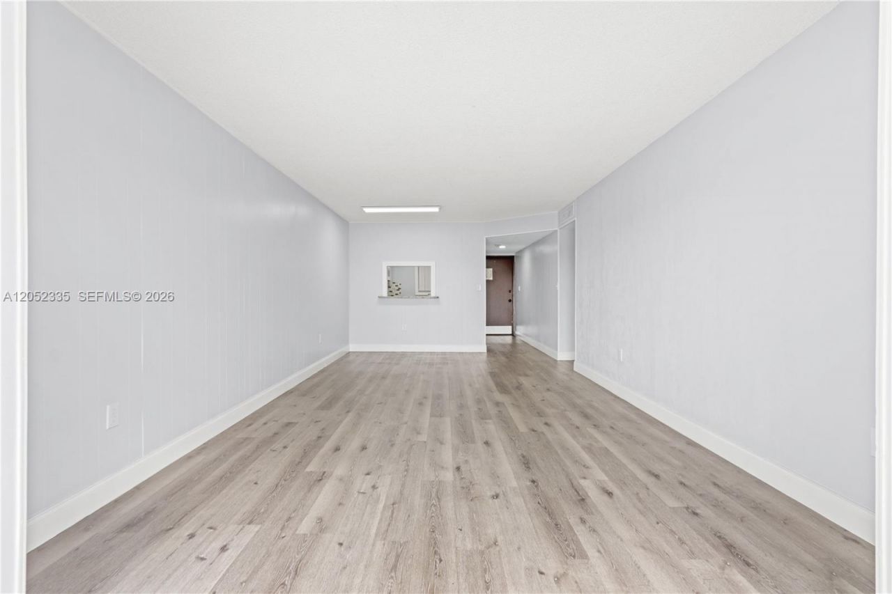 1855 W 60th St , Unit 311, Hialeah, FL 33012 Photo
