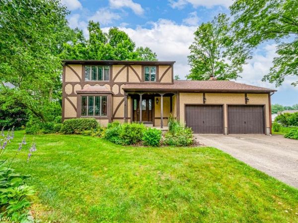8402 Weathered Wood Trail, Poland, OH 44514