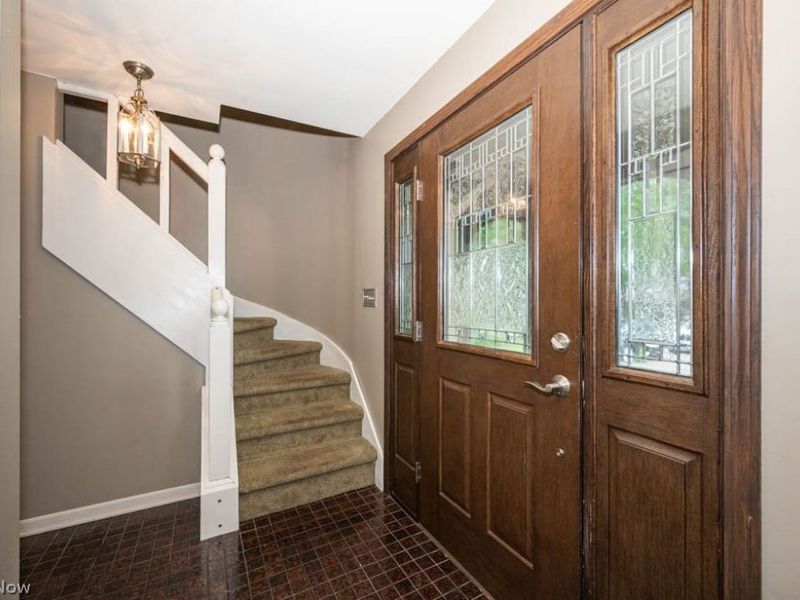 8402 Weathered Wood Trail, Poland, OH 44514 Photo 2