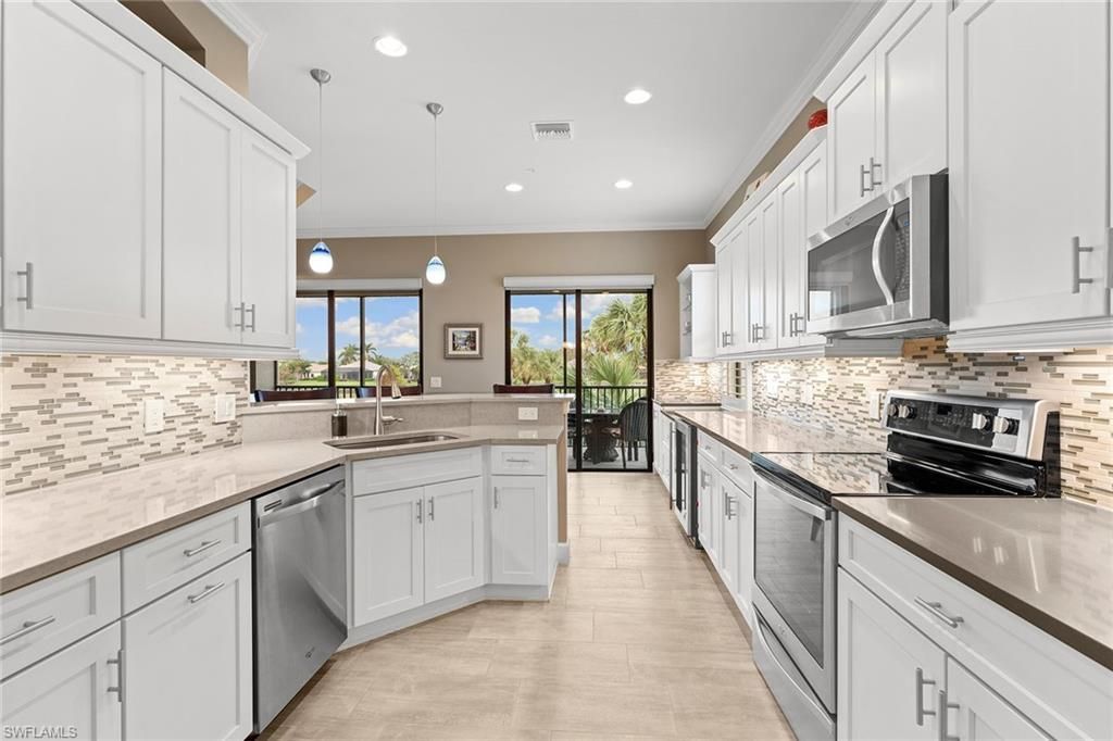 12041 Covent Garden Ct, Unit 2202, Naples, FL 34120 Photo