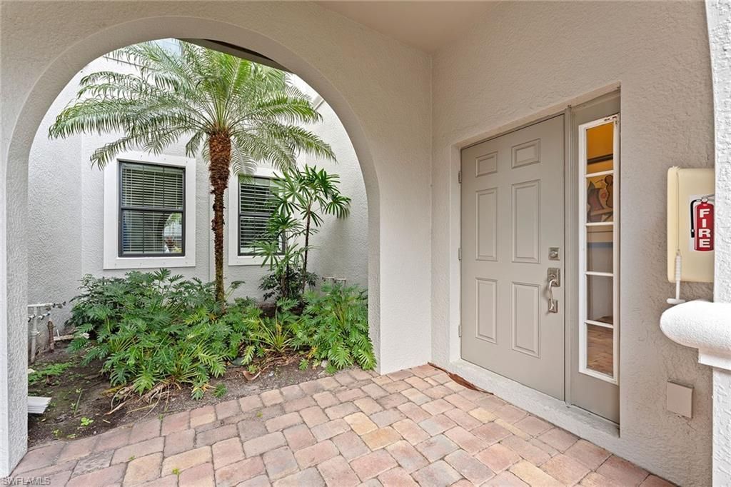 12041 Covent Garden Ct, Unit 2202, Naples, FL 34120 Photo