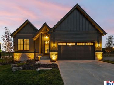 20101 W Street, Omaha, NE 68135