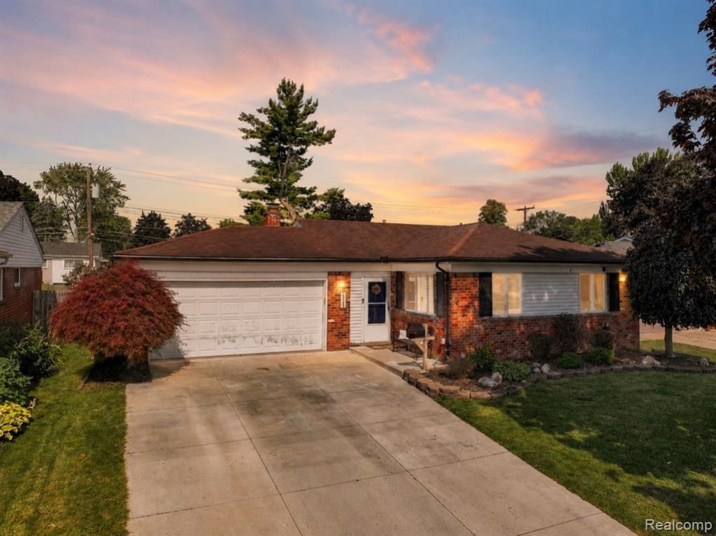 15123 Hix Street, Livonia, MI 48154 Main Photo