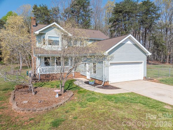 450 Briarcreek Road , Maiden, NC 28650