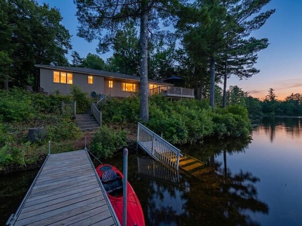 380 Waukeena Lake Road, Danbury, NH 03230