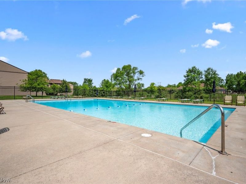 6300 Greenwood Parkway, Unit 406, Sagamore Hills, OH 44067 Photo 19