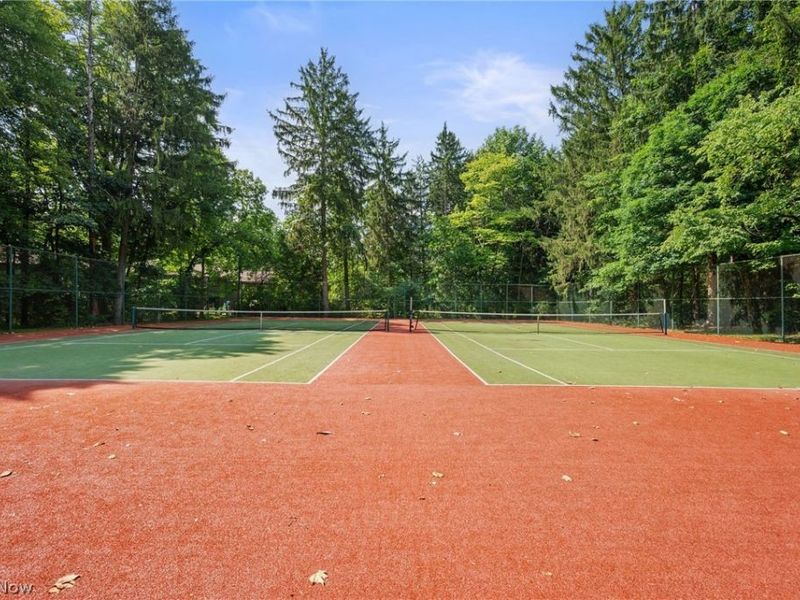 6300 Greenwood Parkway, Unit 406, Sagamore Hills, OH 44067 Photo 22
