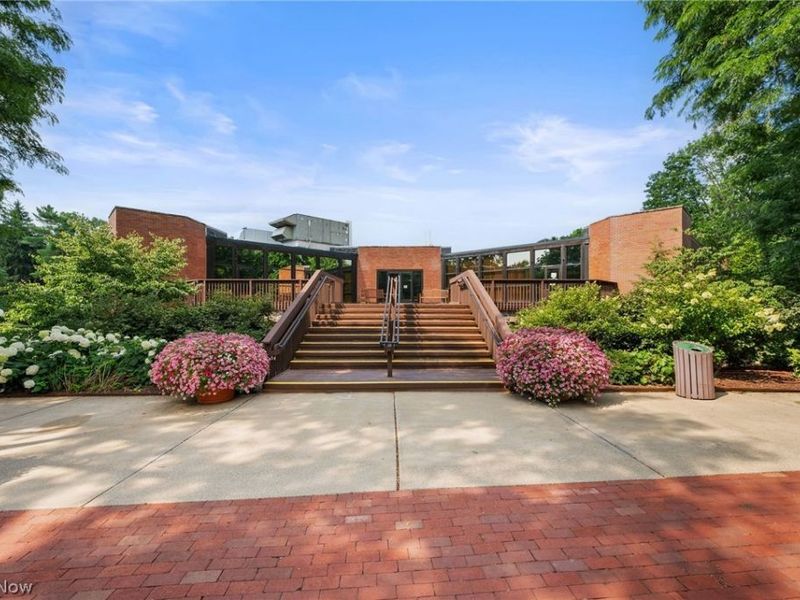 6300 Greenwood Parkway, Unit 406, Sagamore Hills, OH 44067 Photo 25