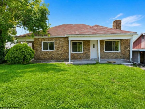 1529 Fairmont Avenue, Fairmont, WV 26554