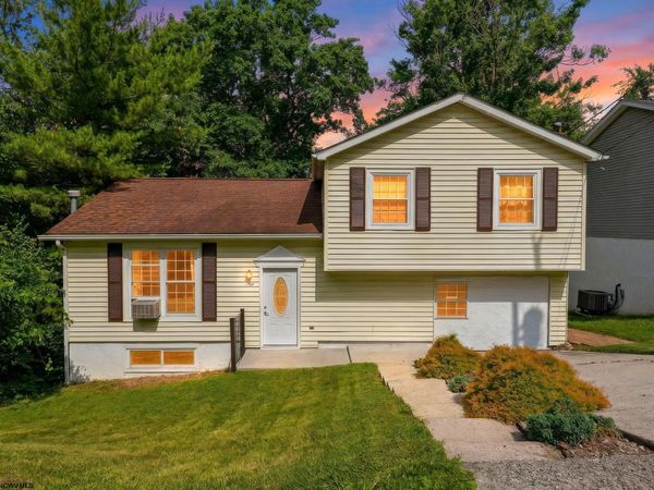 917 Revere Street, Morgantown, WV 26505
