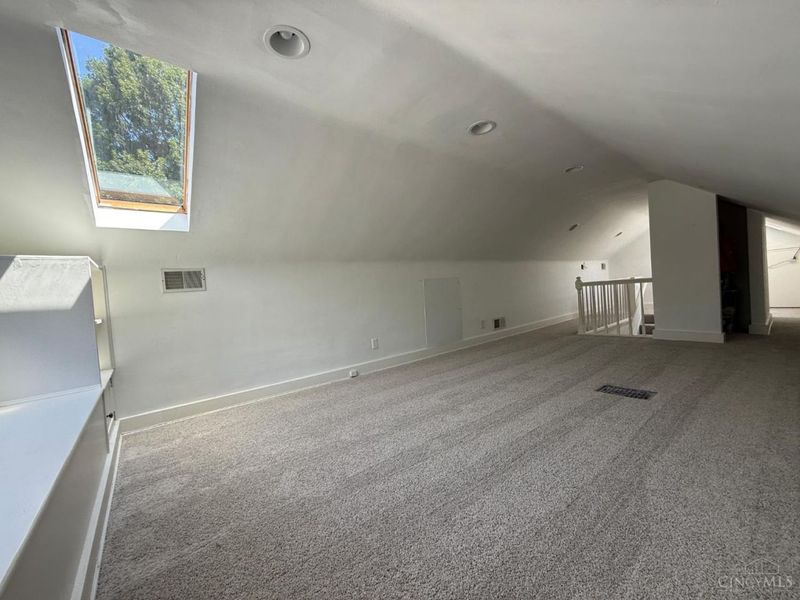 742 Barney Avenue, Wyoming, OH 45215 Photo 37