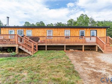 1451 Dixie Hill Road , Dillwyn, VA 23936