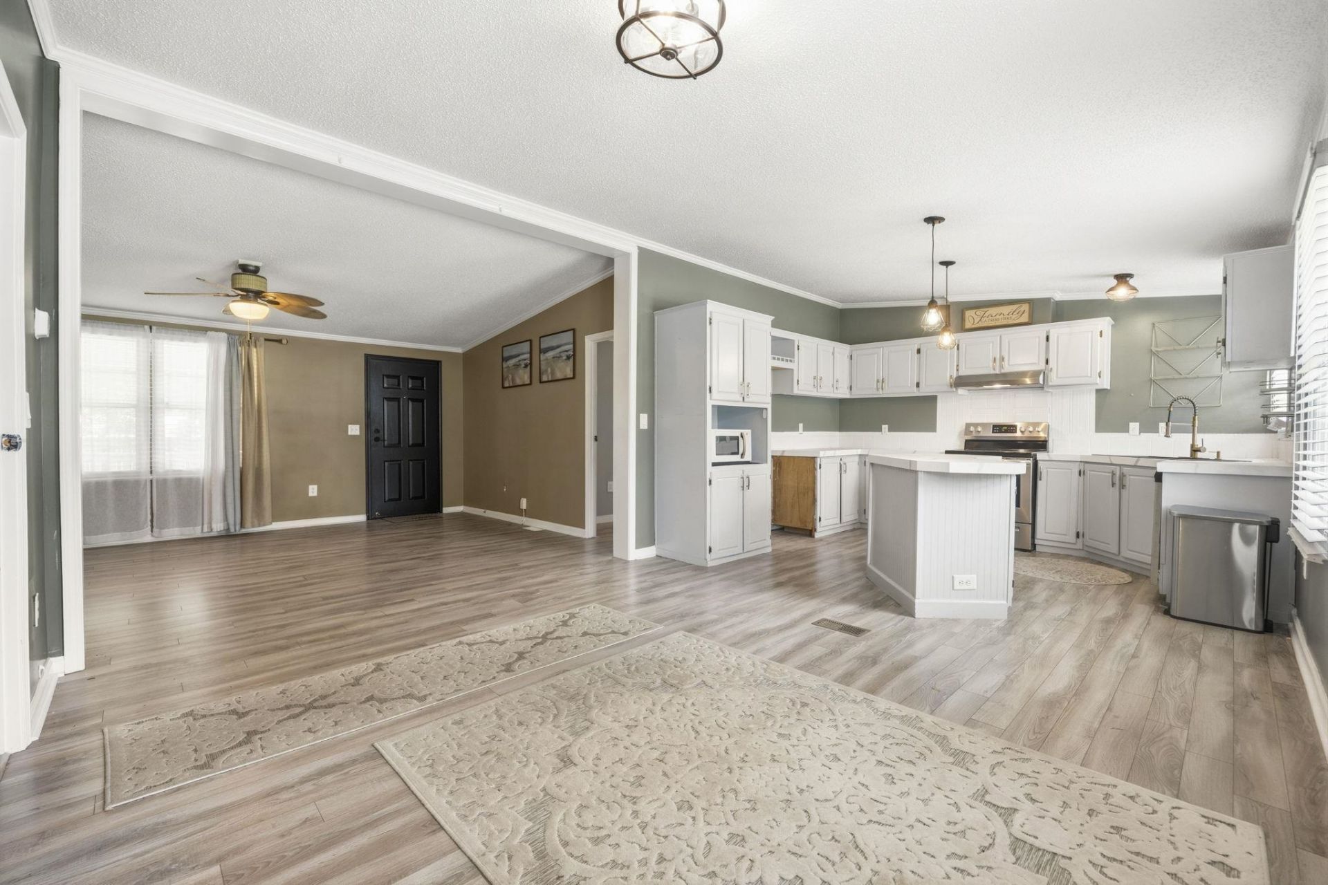 3578 Townsend Ln. Photo 8