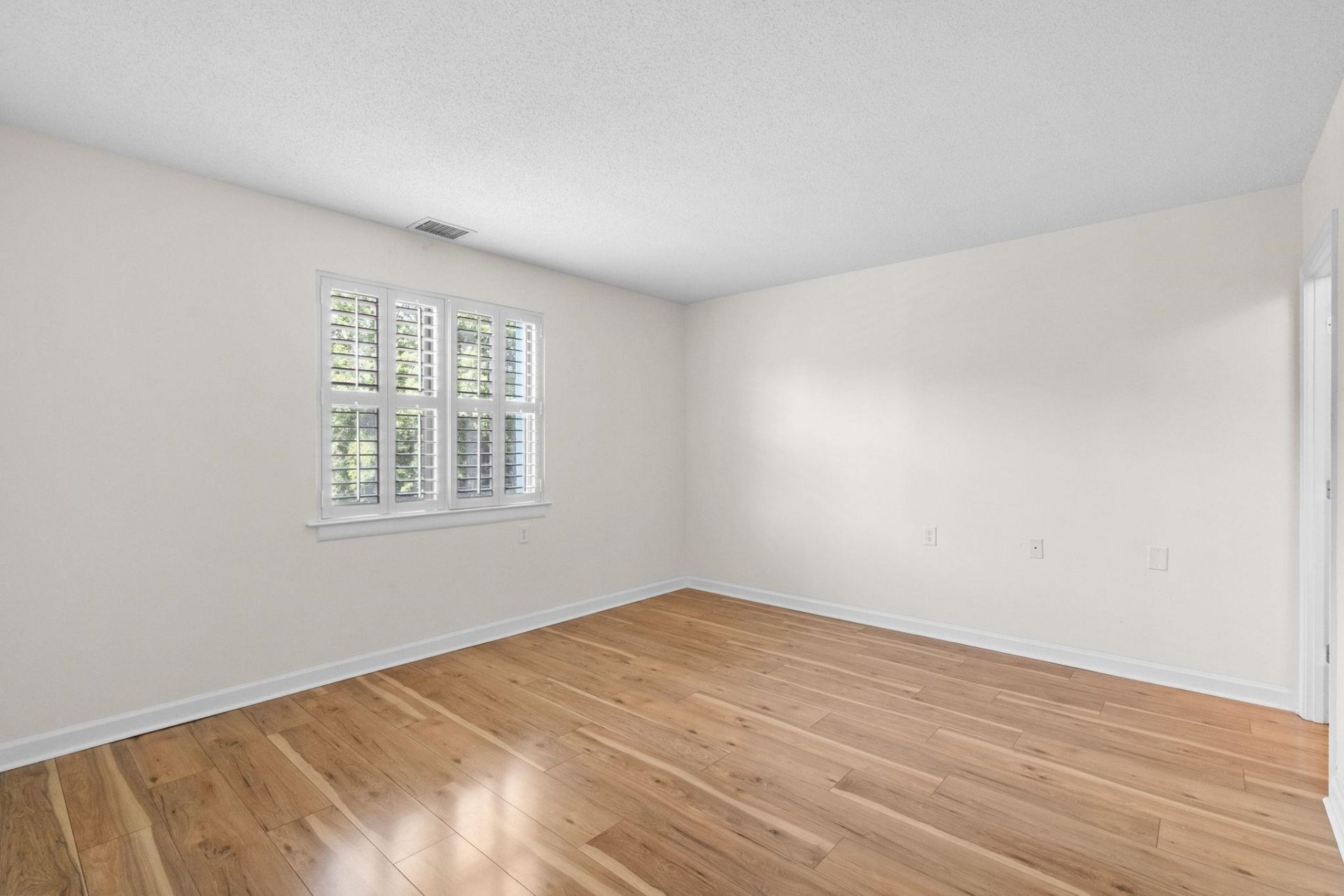 5001 Little River Rd.  Photo 22