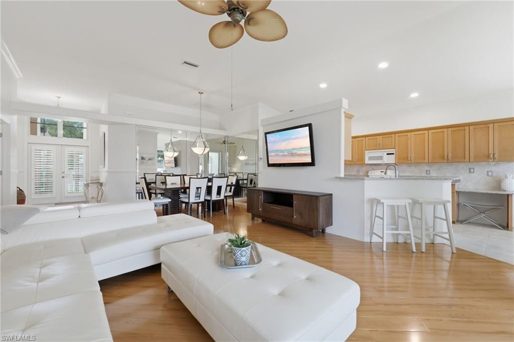 14846 Crescent Cove Dr, Fort Myers, FL 33908 Photo