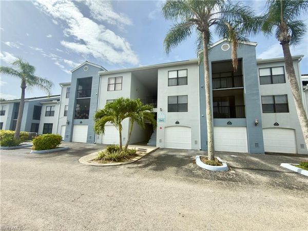 13615 Eagle Ridge DR, Unit 1614, FORT MYERS, FL 33912