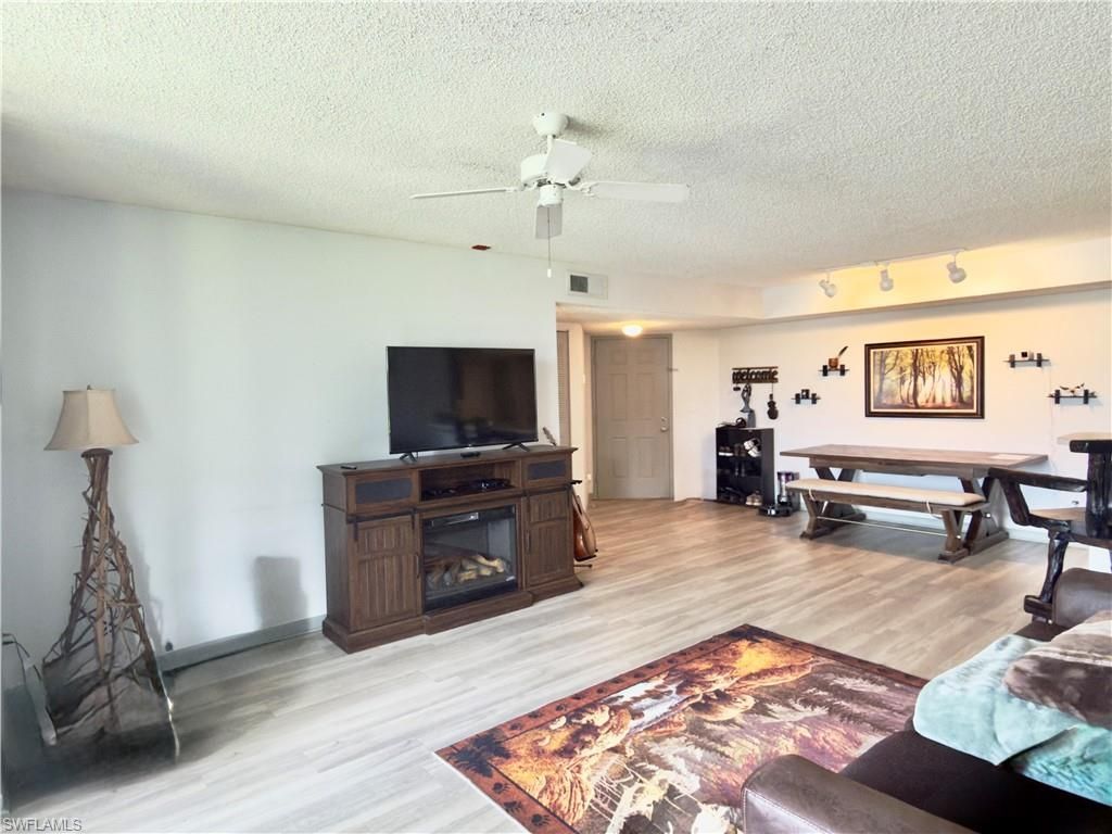 13615 Eagle Ridge Dr, Unit 1614, Fort Myers, FL 33912 Photo
