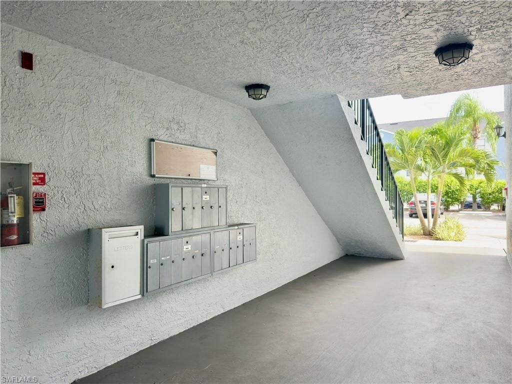13615 Eagle Ridge Dr, Unit 1614, Fort Myers, FL 33912 Photo