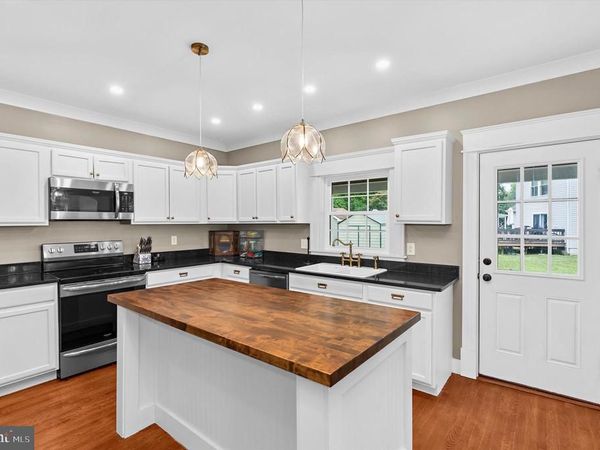 201 OAK STREET, HURLOCK, MD 21643