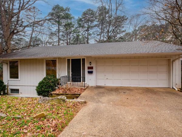 1506 Alberta Dr , Little Rock, AR 72227