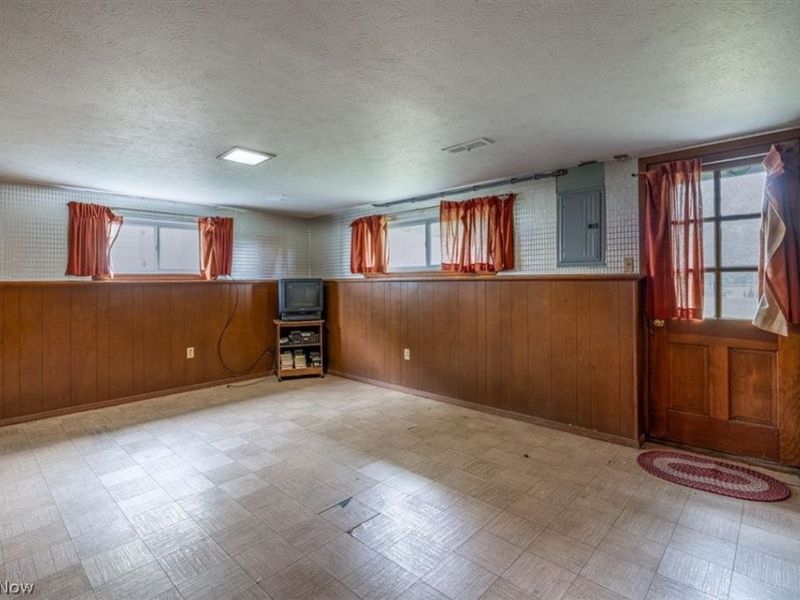 10774 Gordon Drive, Parma, OH 44130 Photo 17