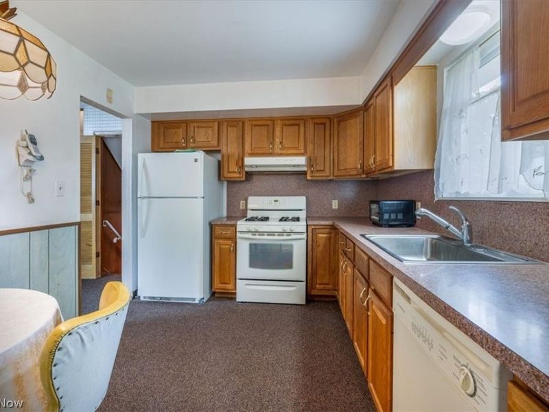 10774 Gordon Drive, Parma, OH 44130 Photo 9
