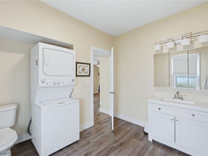 119 E Wilson Avenue, Girard, OH 44420 Photo 24