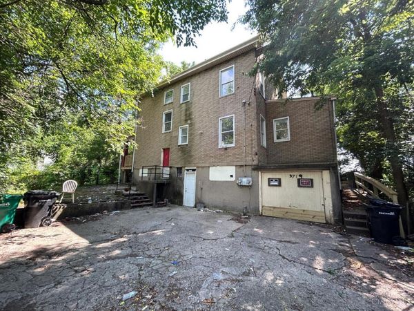 3719 Laclede Ave, Cincinnati, OH 45205