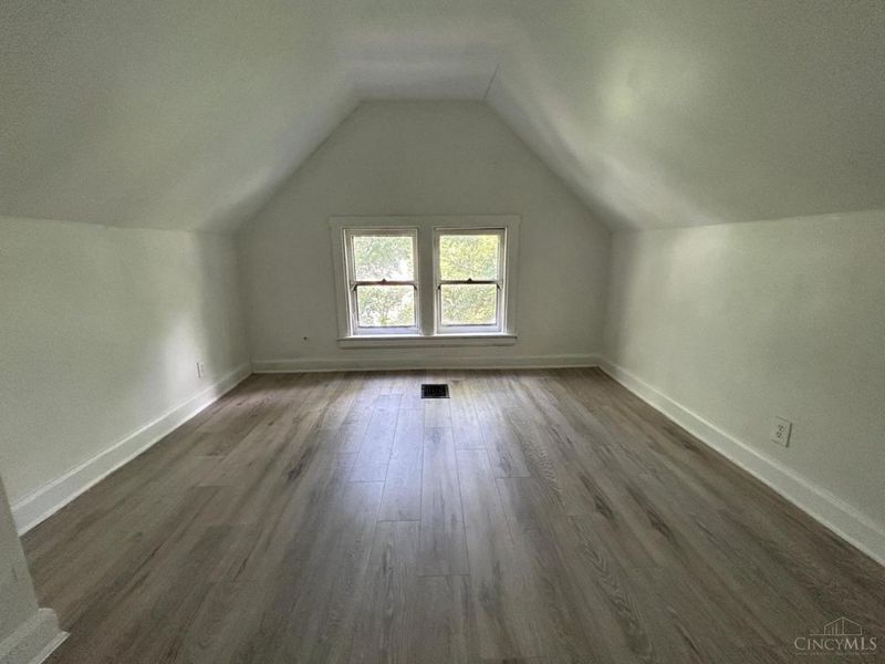 3719 Laclede Ave, Cincinnati, OH 45205 Photo 6