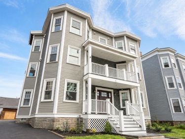 679 Columbia Road, Unit 3, Boston, MA 02125