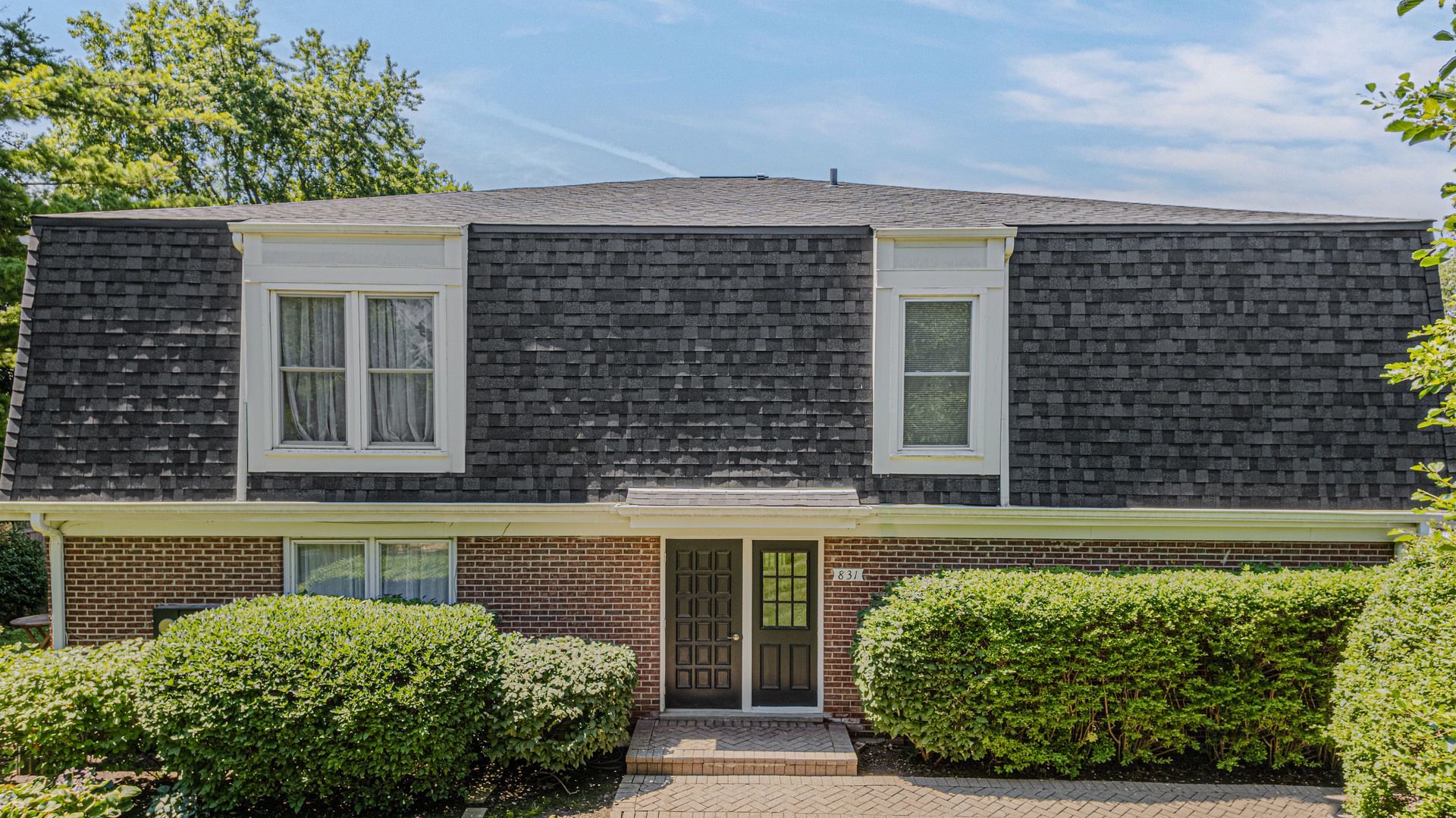 831 Garfield Avenue , Libertyville, IL 60048