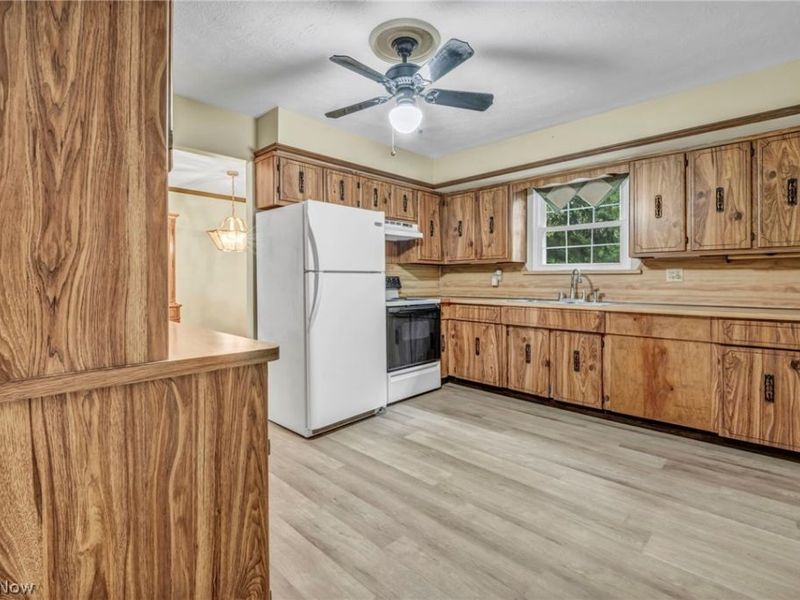 2725 Roberts Avenue NW, Canton, OH 44709 Photo 14