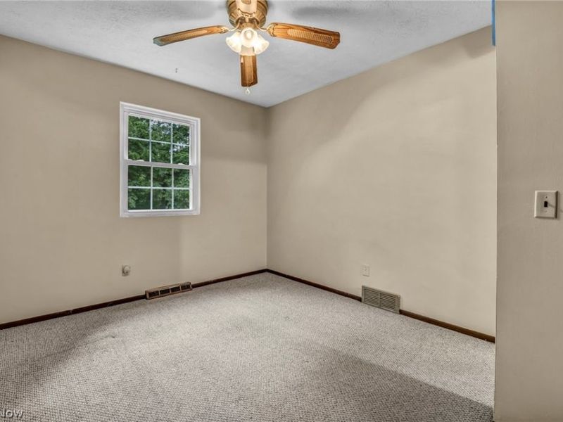 2725 Roberts Avenue NW, Canton, OH 44709 Photo 22