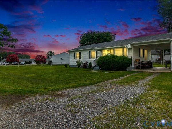 1012 Marsh Street , Tappahannock, VA 22560