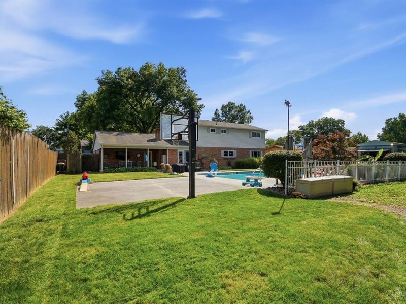680 Silverhedge Drive, Springfield Twp., OH 45231 Photo 65